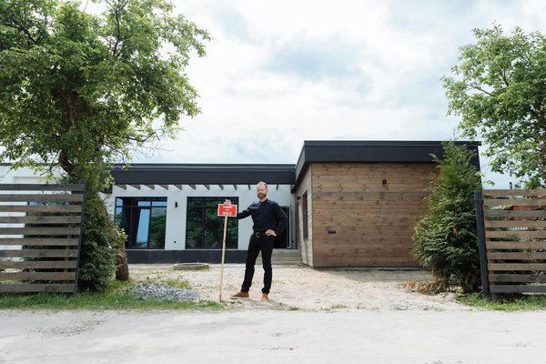 Astuces Ingénieuses pour Maximiser l'Espace dans une Cuisine Équipée et Compacte